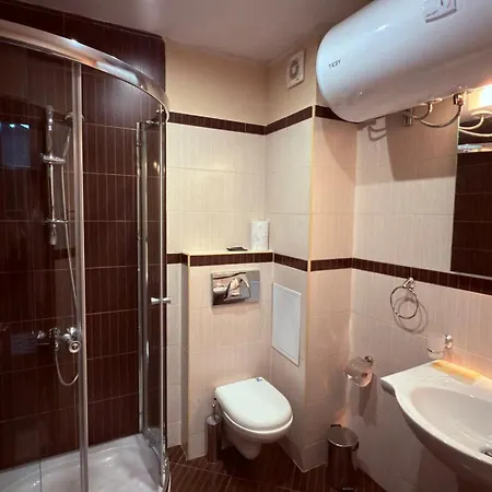 아파트호텔 Florimont Heights Complex 반스코