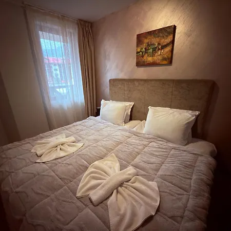 Florimont Heights Complex 반스코